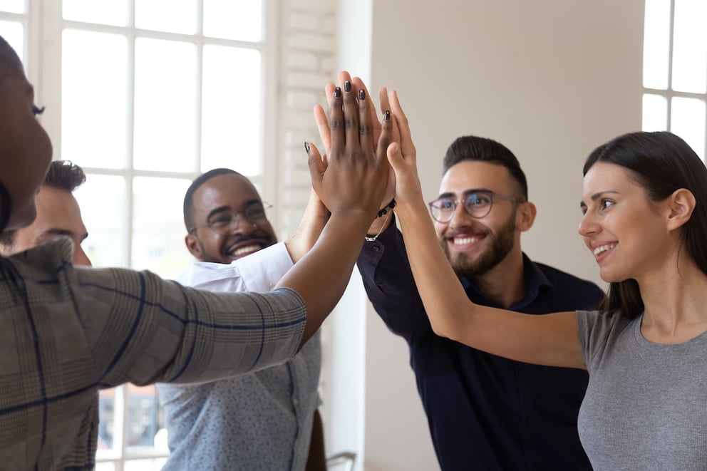 https://2259265.fs1.hubspotusercontent-na1.net/hubfs/2259265/Empresa%20diversa.jpg