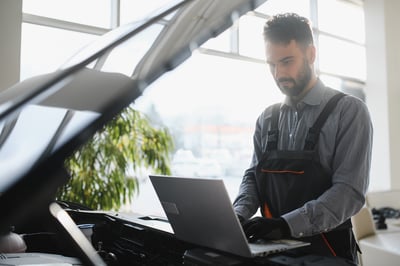 Ciberseguridad y software: las nuevas fronteras del sector automotriz